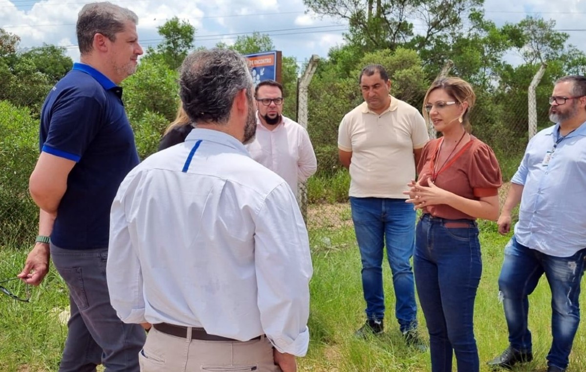 Fabíola Alves contradiz Manga e tenta reverter alarmismo sobre vazamento da  represa